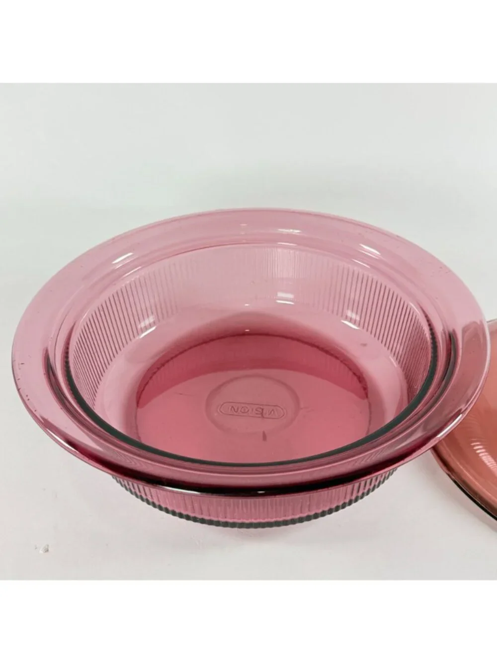 Vintage 1.5 Qt Corning Vision Ware Cranberry Ribbed Casserole Dish w Lid V-33-B